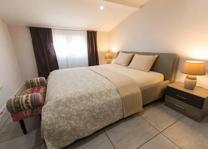 One 公寓 扎达尔